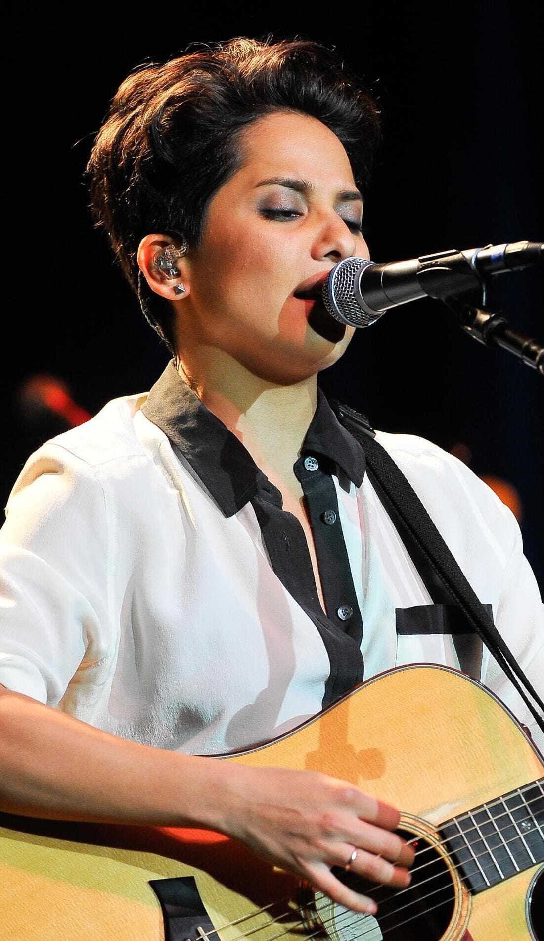 Vicci Martinez promotional image for upcoming events and ticket sales