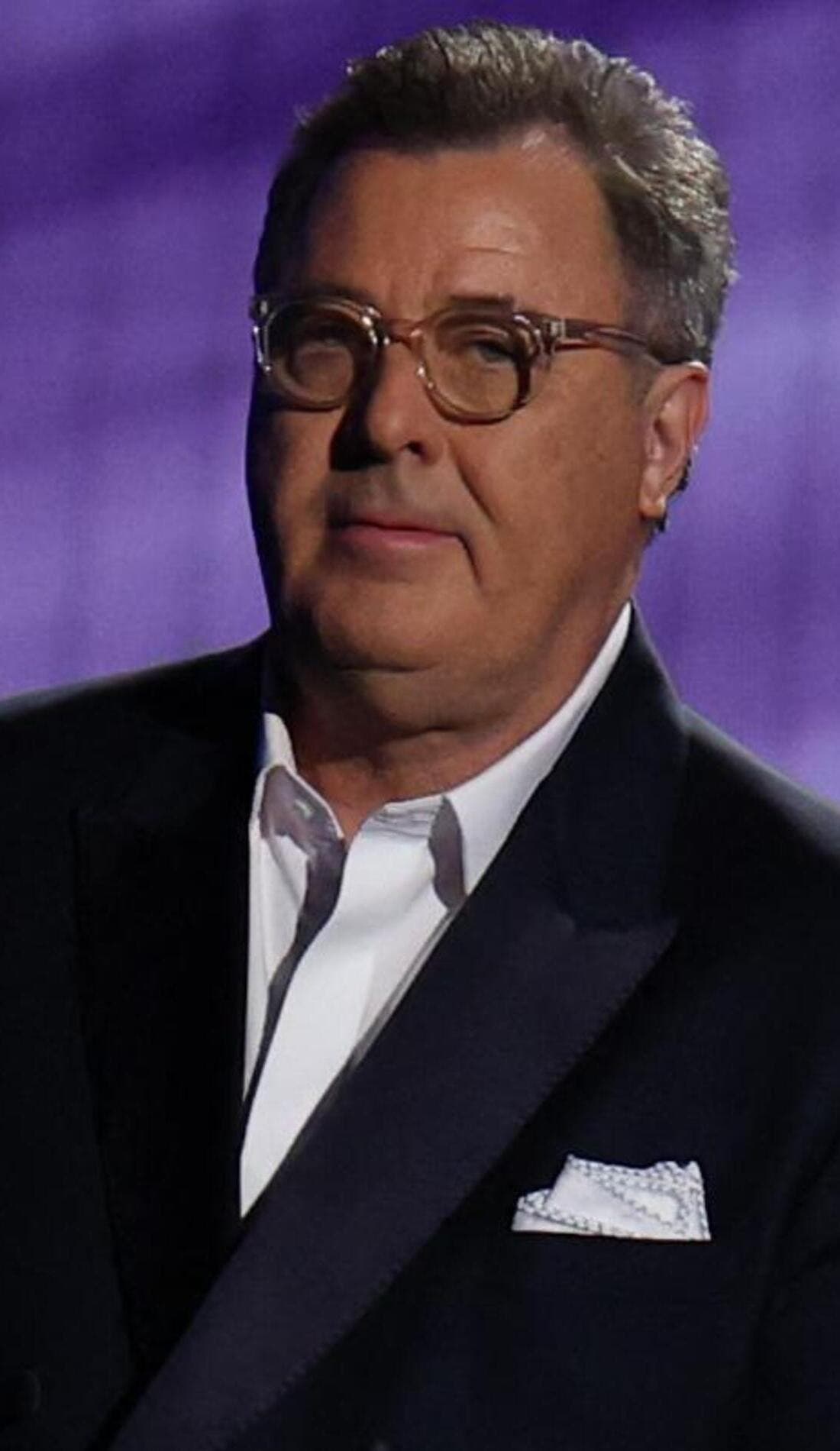 Vince Gill promotional image for upcoming events and ticket sales