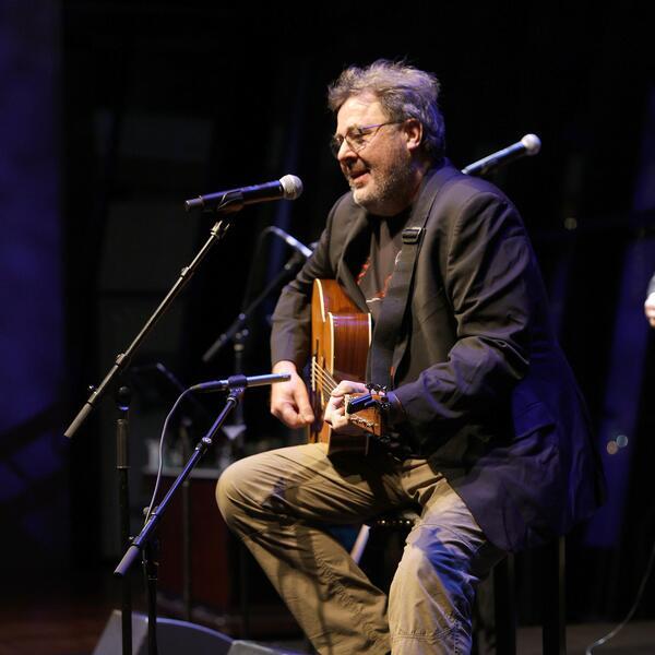 Vince Gill image
