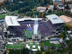 Washington Huskies Football at Husky Stadium
