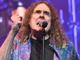Weird Al Yankovic at Freedom Mobile Arch