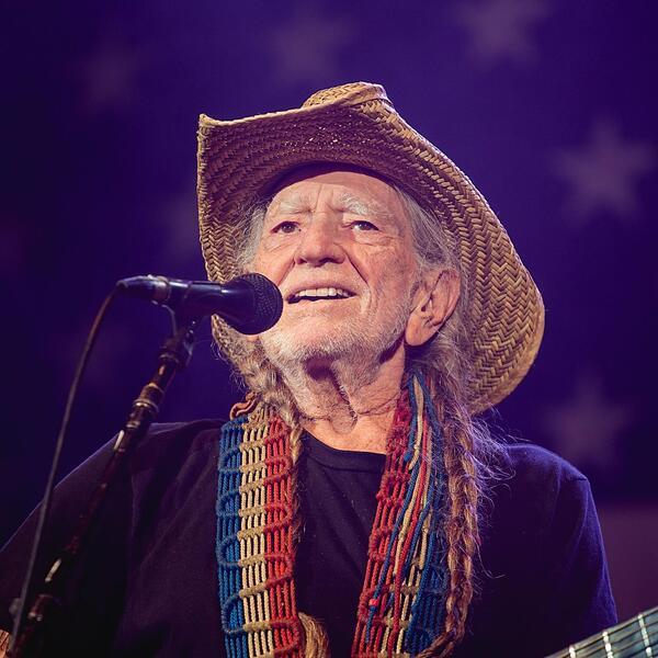 Willie Nelson image
