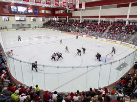 Wisconsin Badgers Womens Hockey at LaBahn Arena