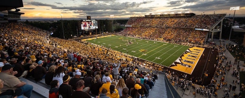 Northern Illinois at Wyoming