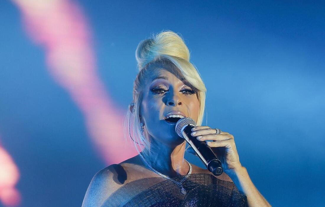 phoenix-concert-tickets-2025-this-weekend-seatgeek