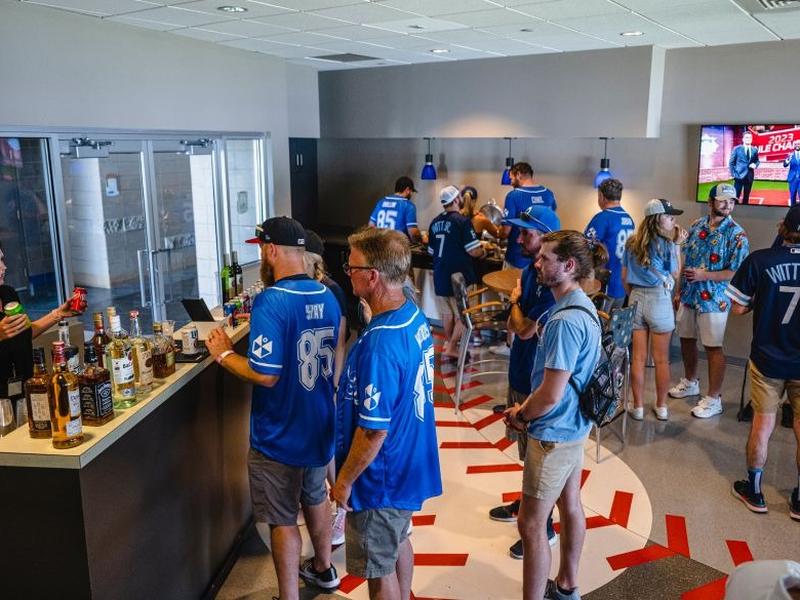 Premium club image 2