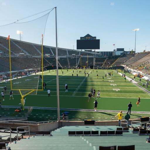 Autzen Stadium - Section 20 Seat View