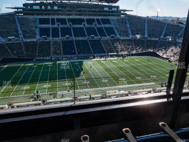 Autzen Stadium - Section Charter Box 7 Seat View