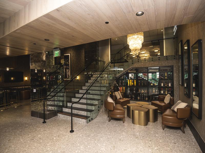 Premium club image 2
