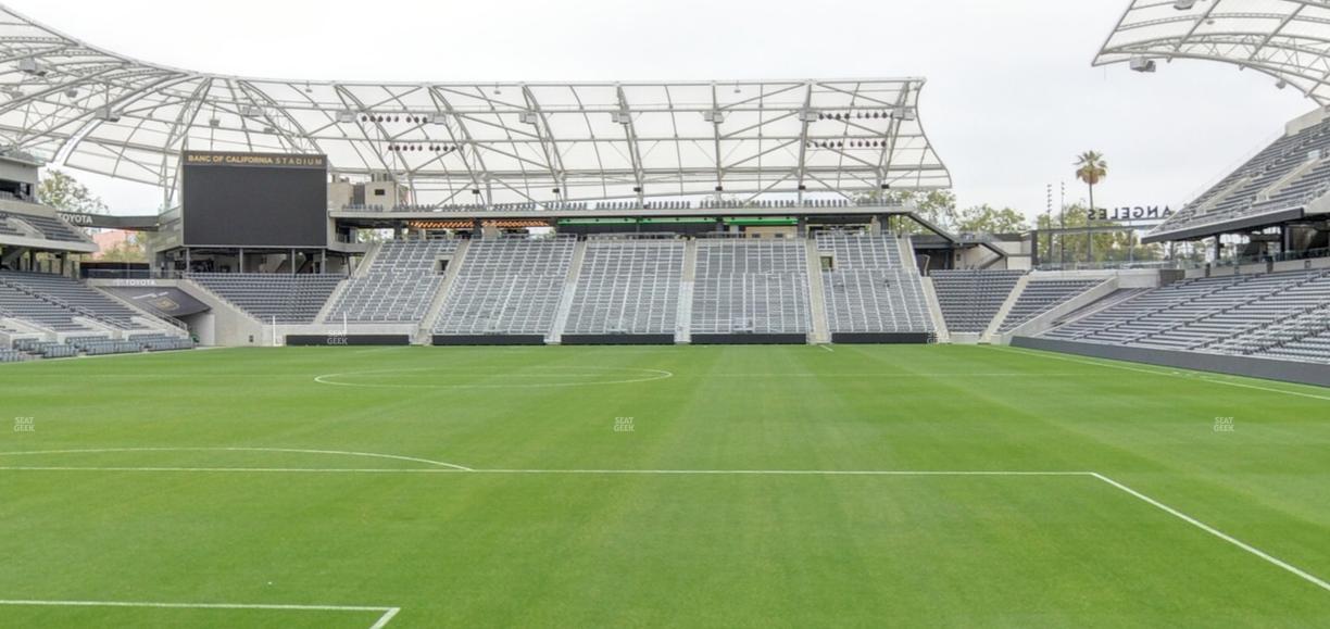BMO Stadium - Section 121 Seat View
