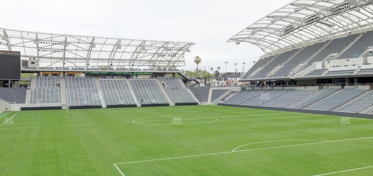 BMO Stadium - Section 124 Seat View
