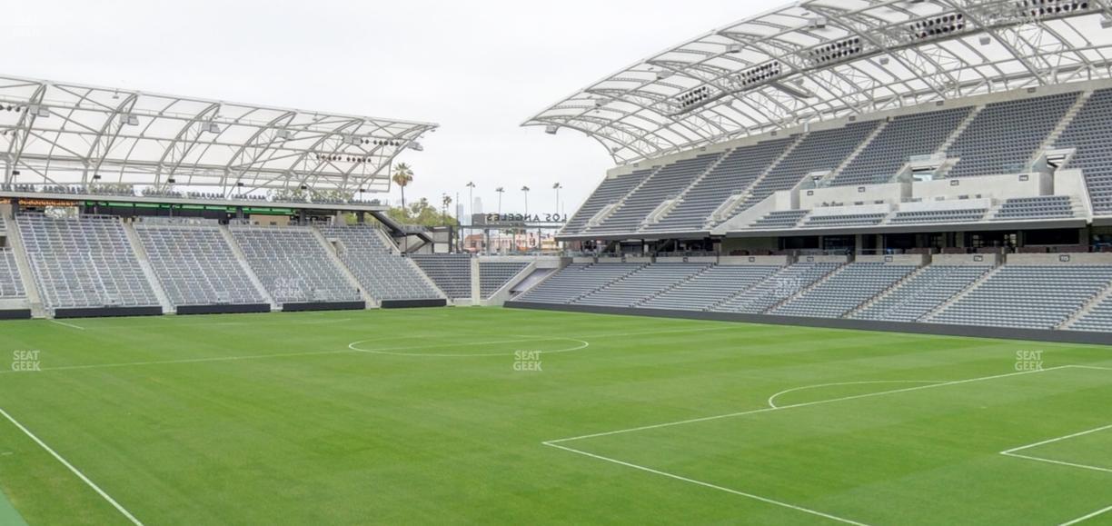 BMO Stadium - Section 125 Seat View
