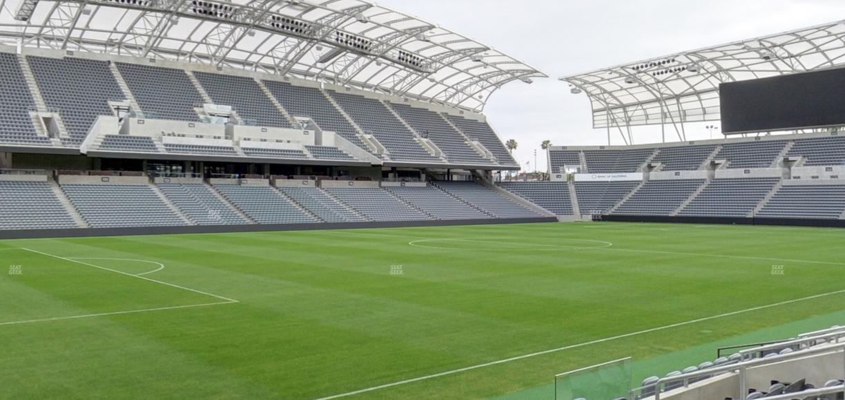 BMO Stadium - Section 135 Seat View