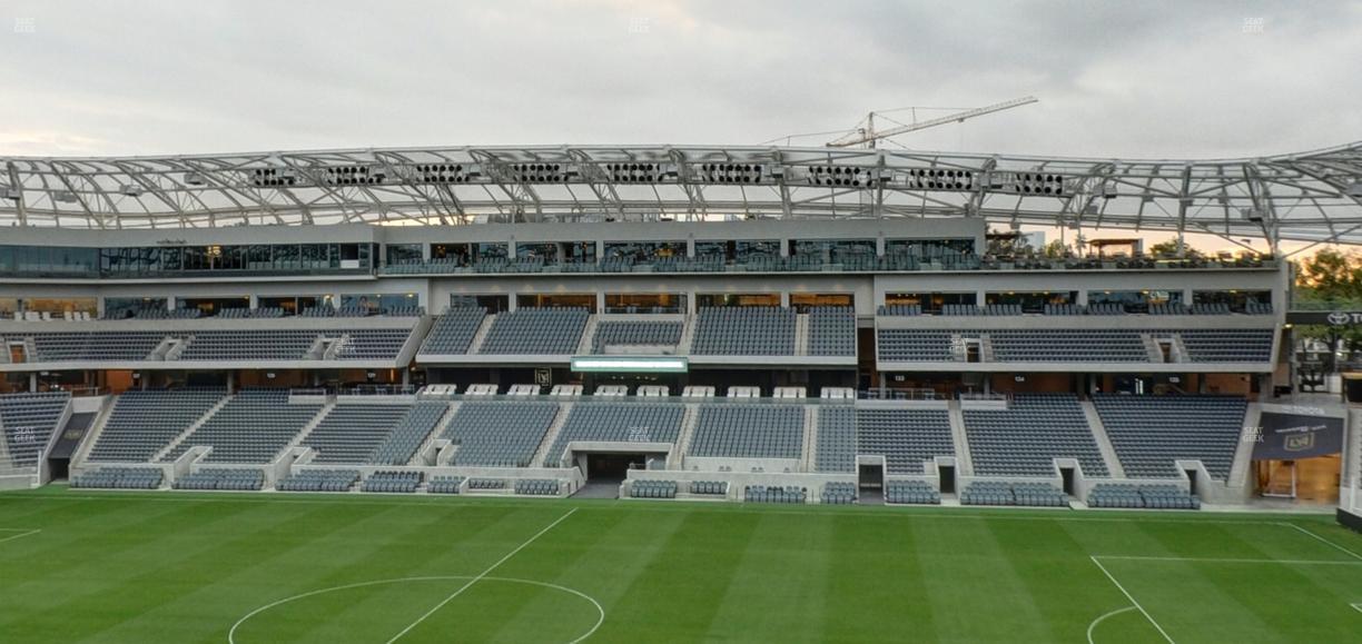 BMO Stadium - Section 211 Seat View