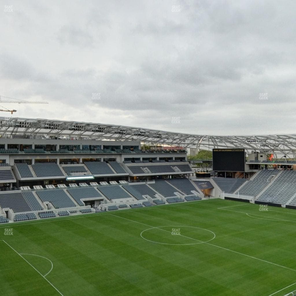 BMO Stadium - Section 217 Seat View