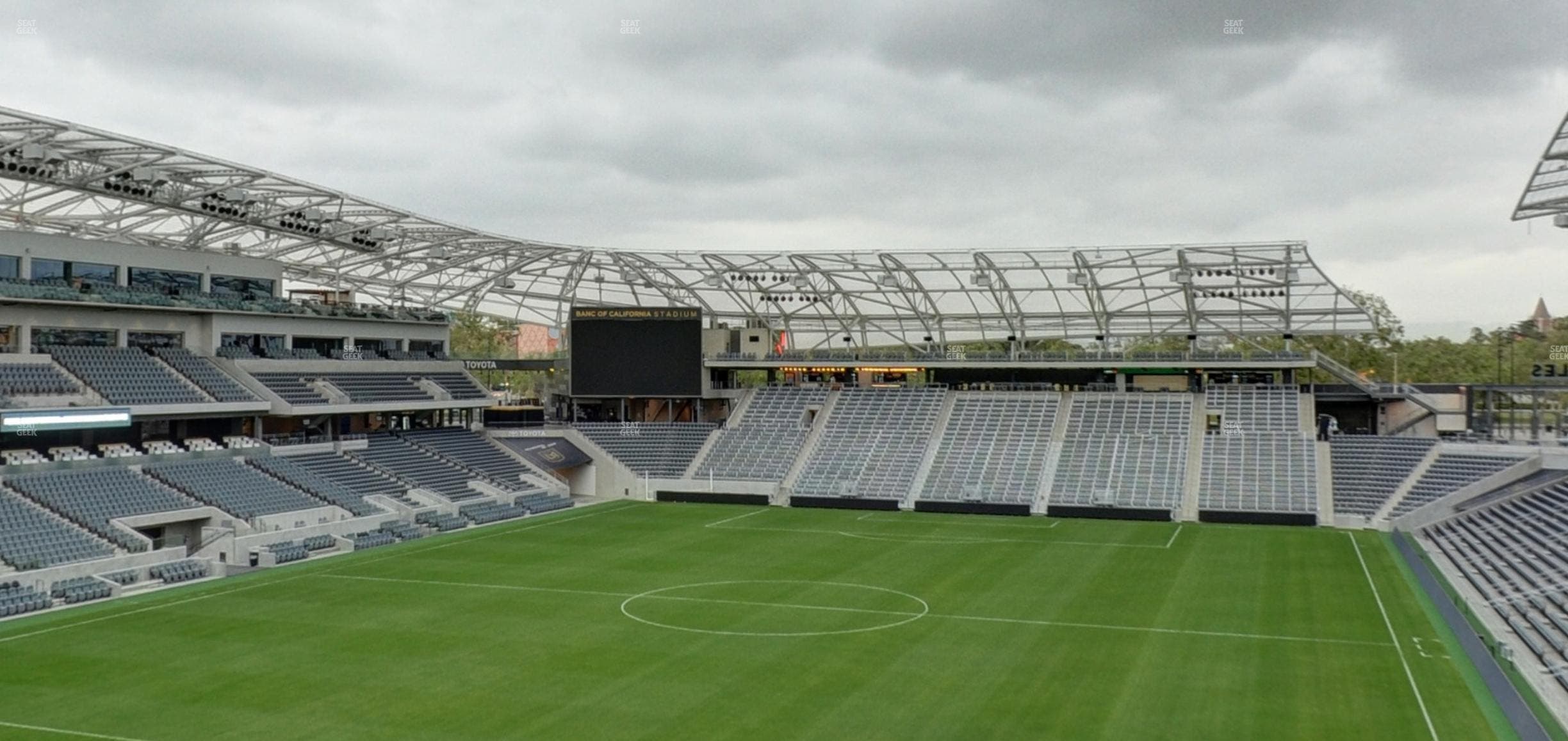 BMO Stadium - Section 220 Seat View