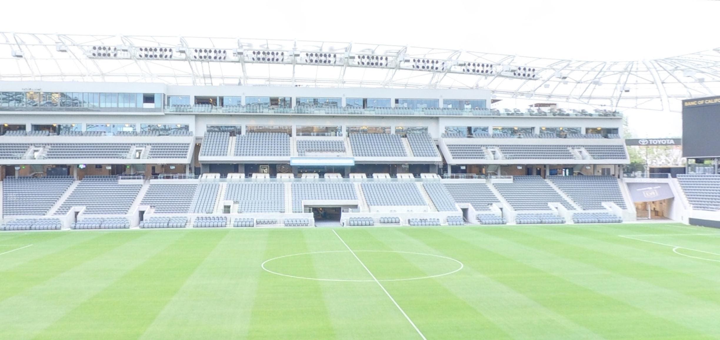 BMO Stadium - Section Figueroa Loge Box L Seat View