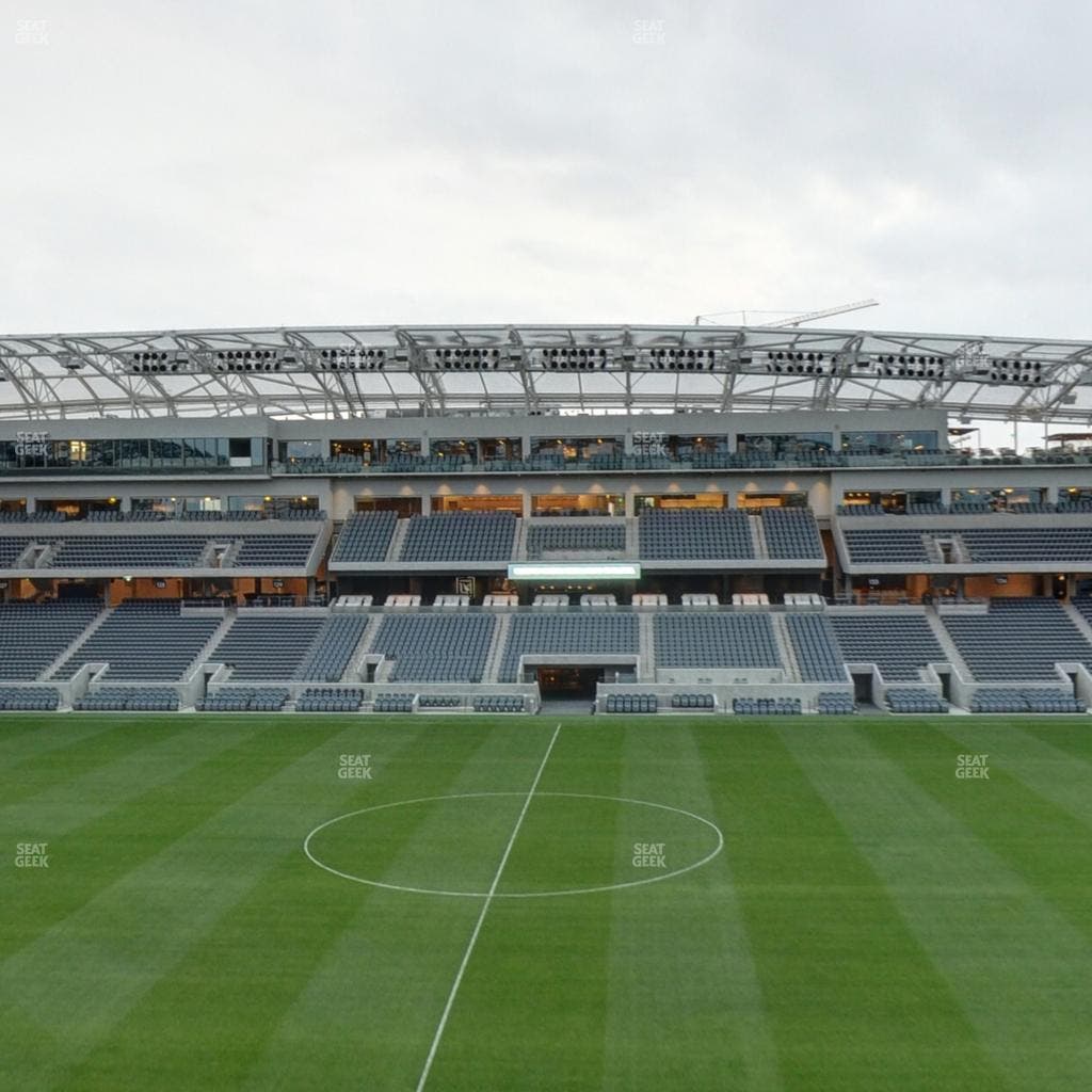 BMO Stadium - Section M 2 Seat View