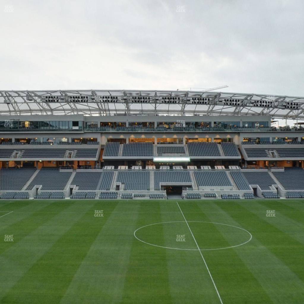 BMO Stadium - Section M 3 Seat View