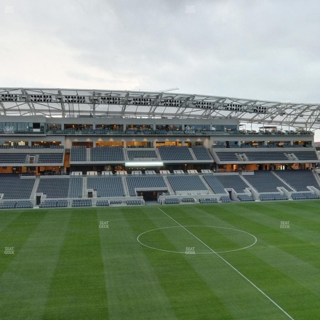 BMO Stadium - Section M 4 Seat View