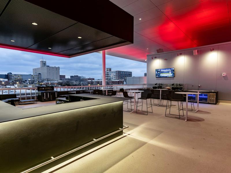 Premium club image 2