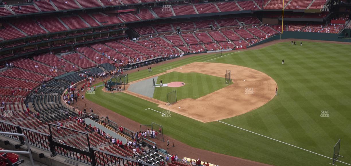 Busch Stadium - Section First Base Pavilion 337 Seat View