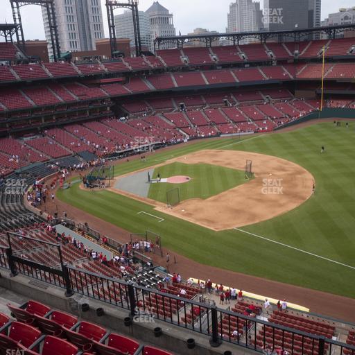 Busch Stadium - Section First Base Pavilion 337 Seat View