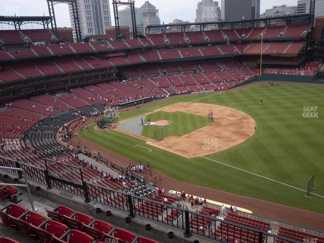 Busch Stadium - Section First Base Pavilion 337 Seat View