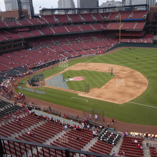 Busch Stadium - Section First Base Pavilion 340 Seat View