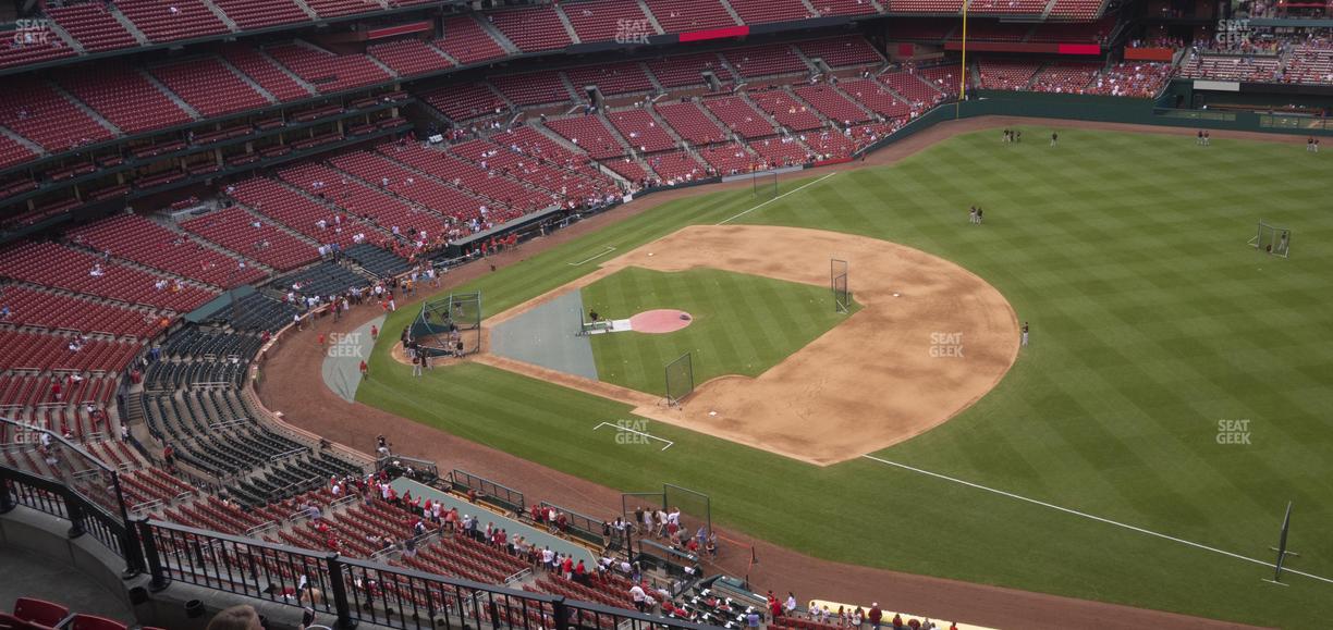 Busch Stadium - Section First Base Terrace 437 Seat View
