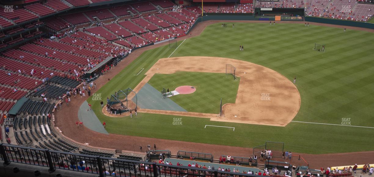 Busch Stadium - Section First Base Terrace 440 Seat View