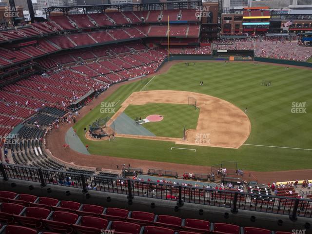 Busch Stadium - Section First Base Terrace 440 Seat View