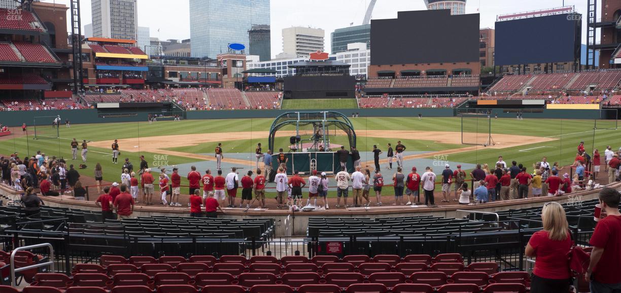 Busch Stadium - Section Home Field Box 150 Seat View