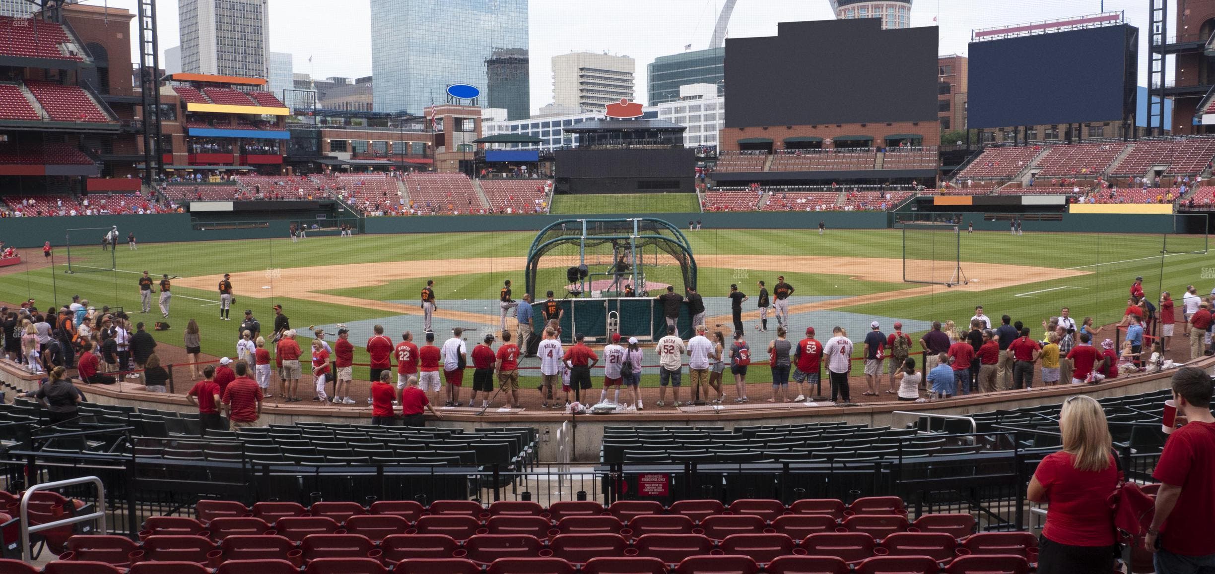 Busch Stadium - Section Home Field Box 150 Seat View
