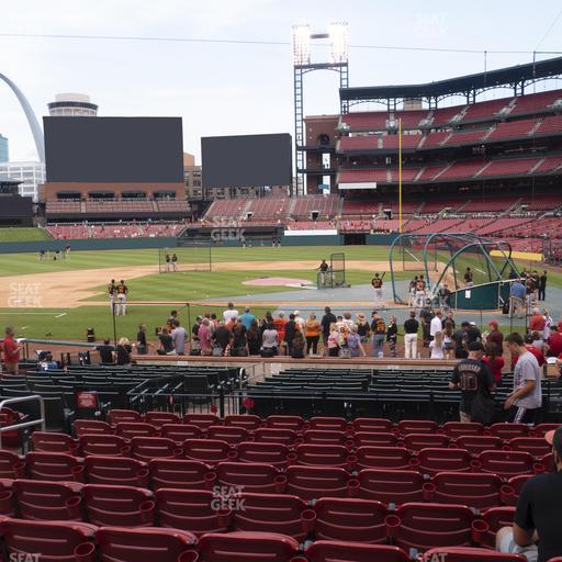 Busch Stadium - Section Home Field Box 154 Seat View