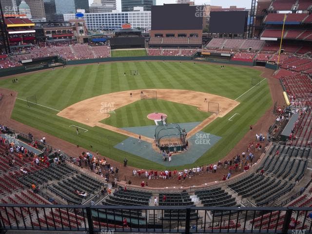 Busch Stadium - Section Home Pavilion 351 Seat View
