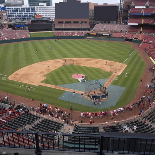 Busch Stadium - Section Home Pavilion 352 Seat View