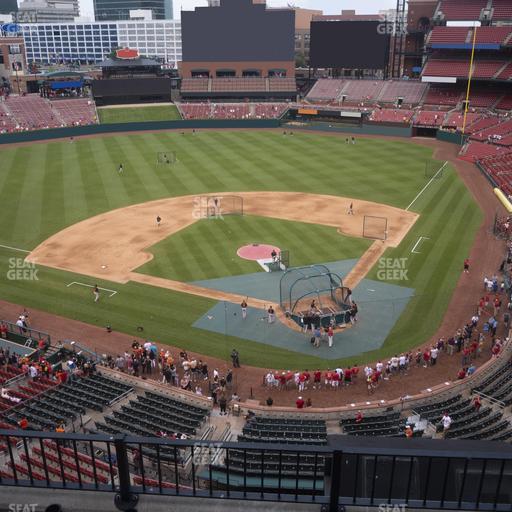 Busch Stadium - Section Home Pavilion 352 Seat View
