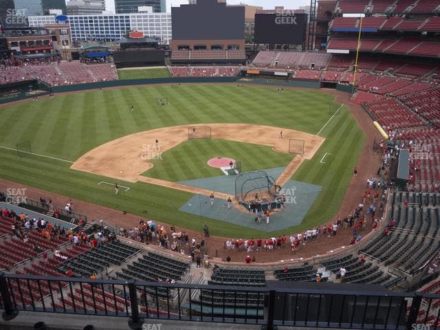 Busch Stadium - Section Home Pavilion 352 Seat View