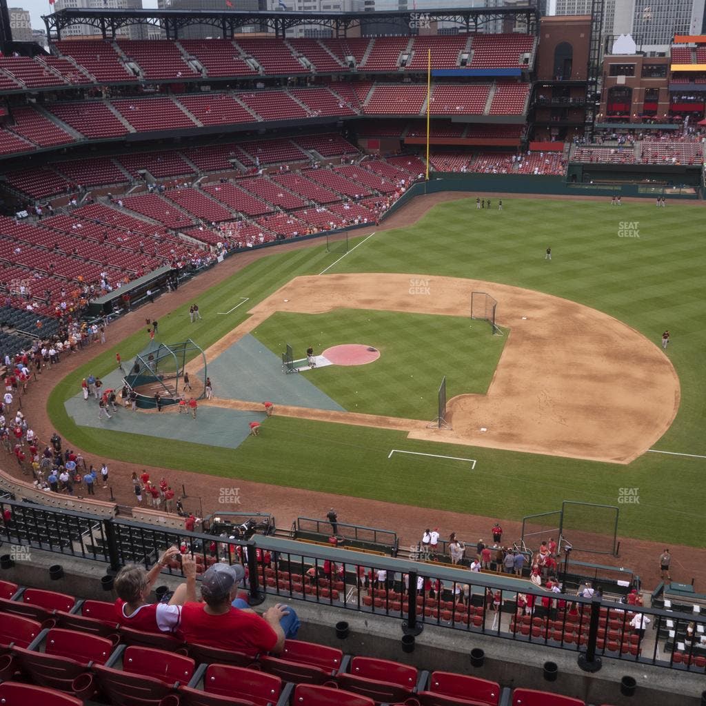 Busch Stadium - Section Infield Pavilion 342 Seat View