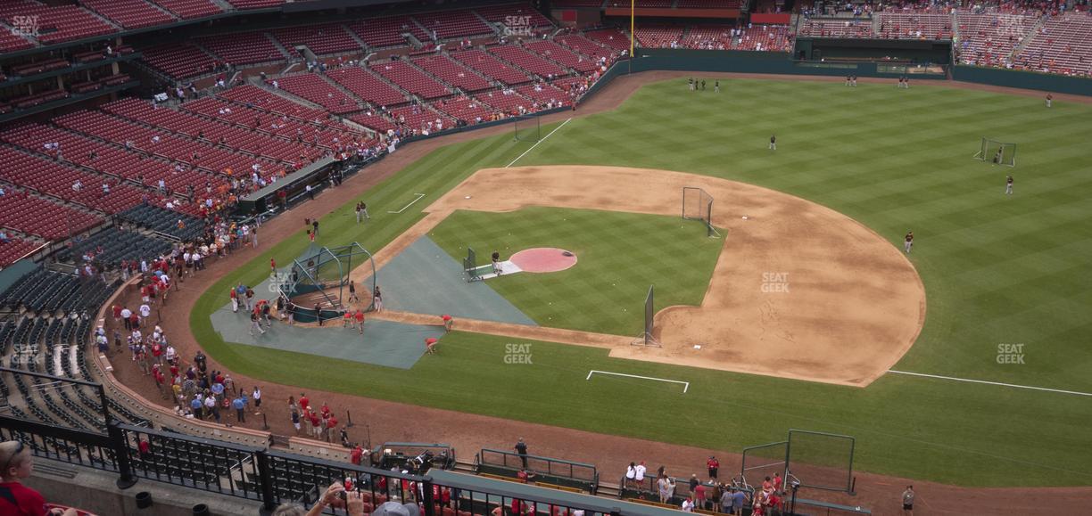 Busch Stadium - Section Infield Pavilion 342 Seat View