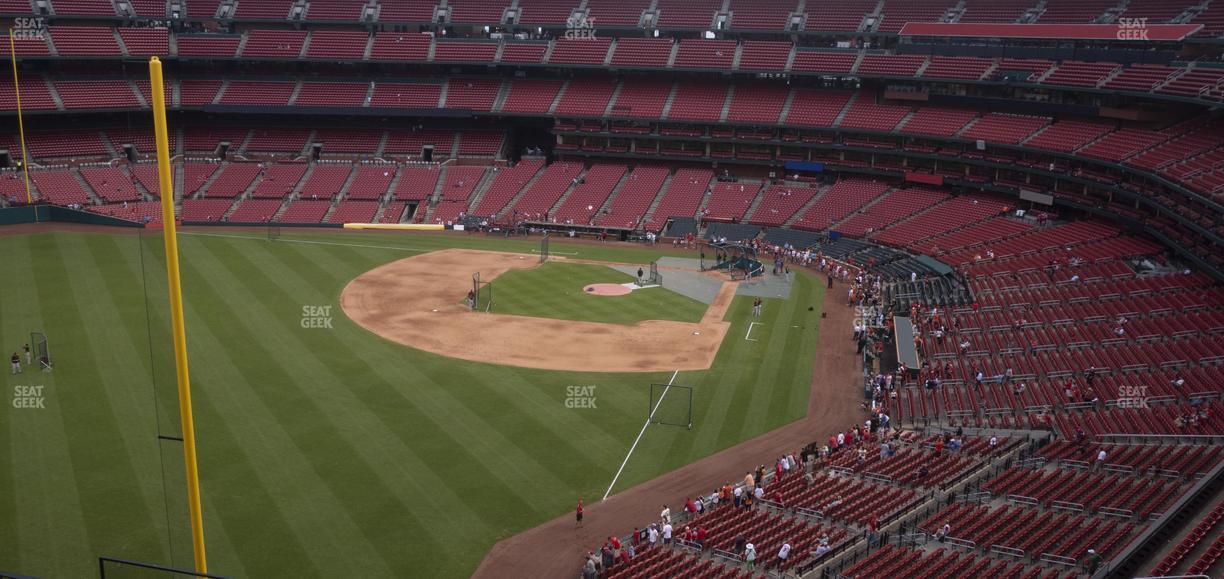 Busch Stadium - Section Left Field Pavilion 370 Seat View