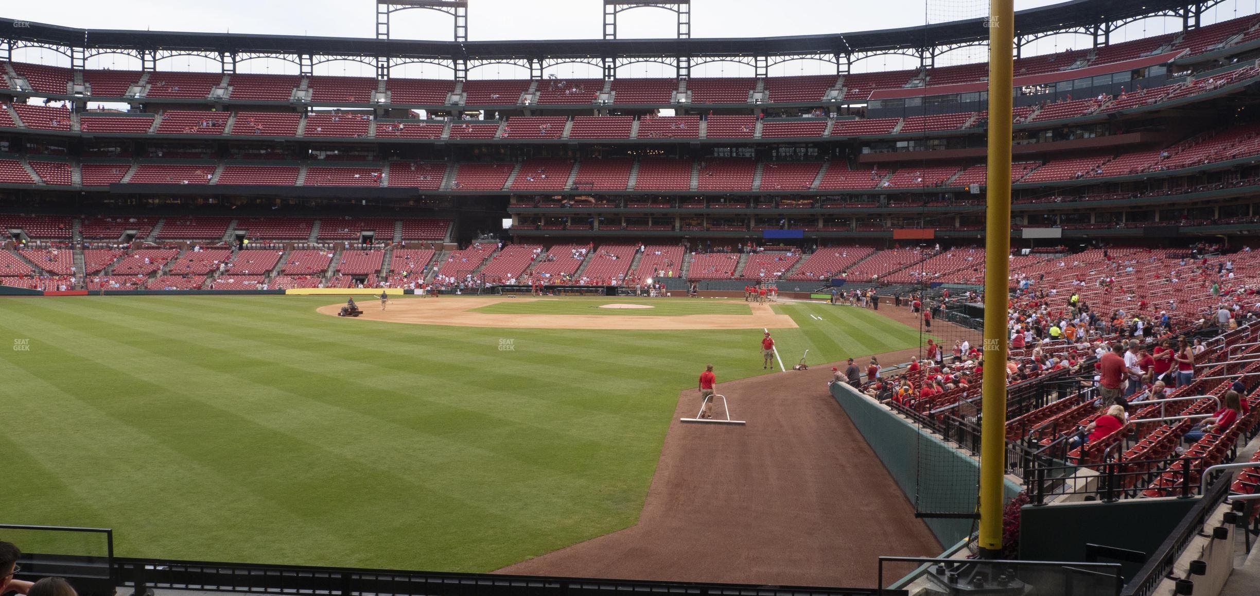 Busch Stadium - Section Lower Left Field Box 170 Seat View