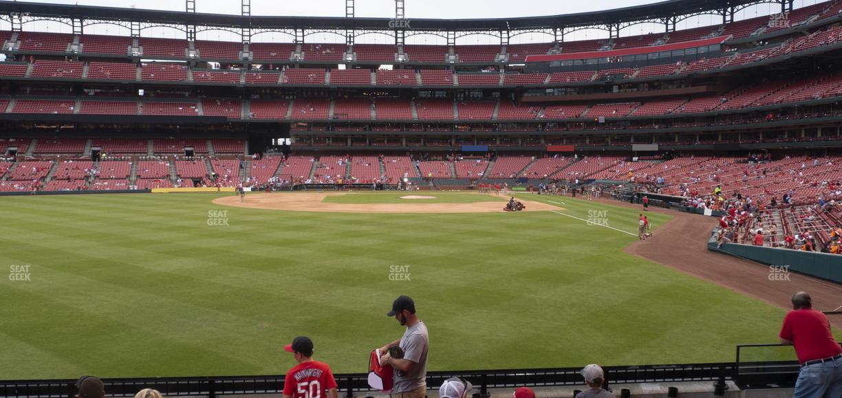 Busch Stadium - Section Lower Left Field Box 172 Seat View