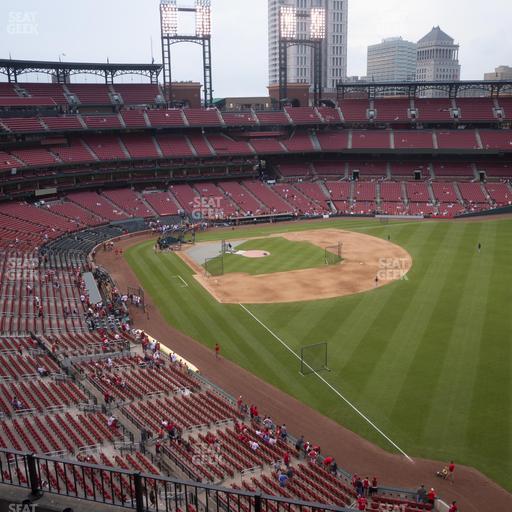Busch Stadium - Section Right Field Pavilion 332 Seat View