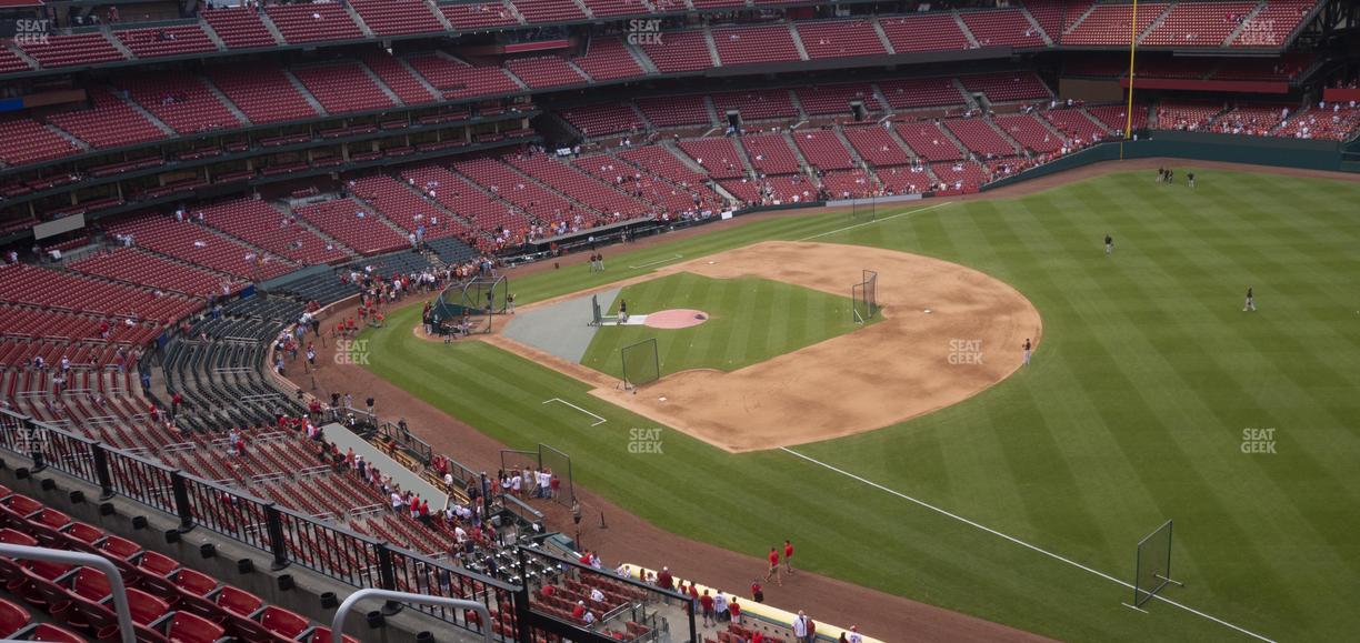 Busch Stadium - Section Right Field Pavilion 335 Seat View