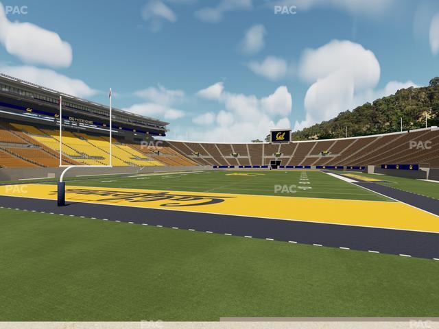 California Memorial Stadium - Section Nn Seat View