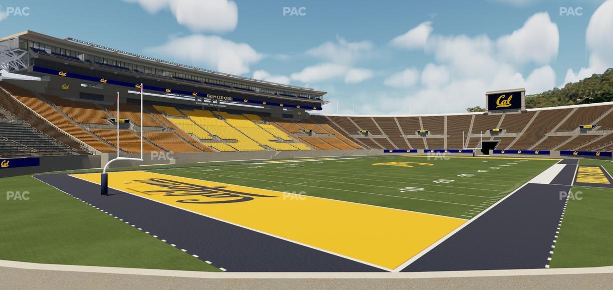 California Memorial Stadium - Section Oo Seat View