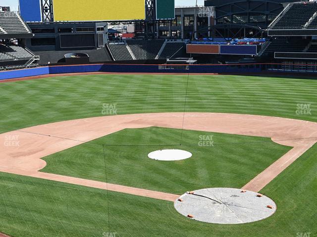 Citi Field - Section 321 Seat View