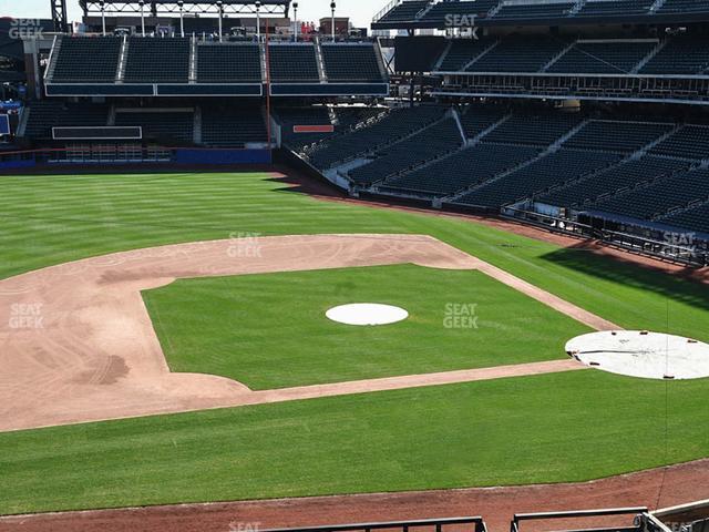 Citi Field - Section 327 Seat View
